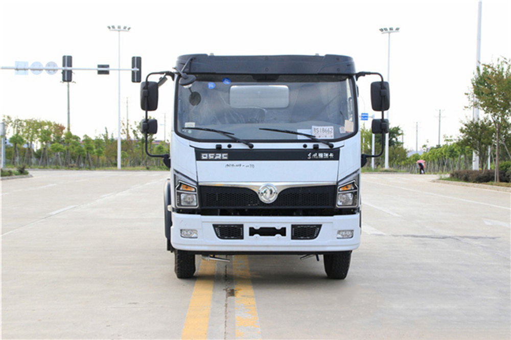 國(guó)六9立方東風(fēng)凱普特 灑水車