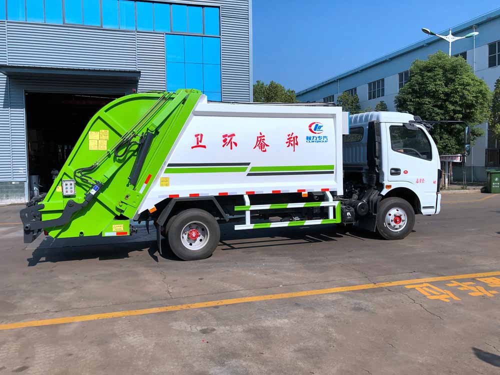 東風多利卡8方壓縮式垃圾車