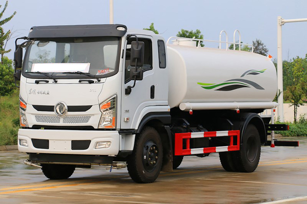 國(guó)六12立方東風(fēng)D1L 灑水車