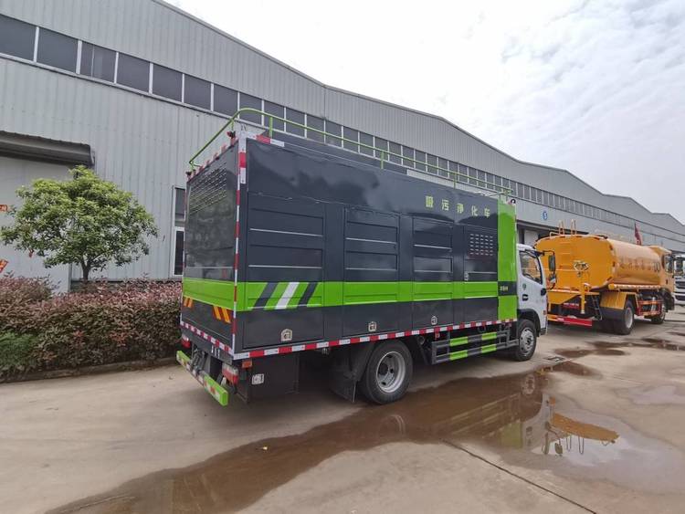新款東風(fēng)大多利卡吸污凈化車